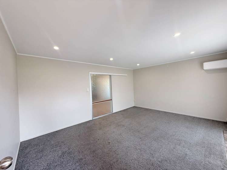 2/68 Victoria Road Papatoetoe_1