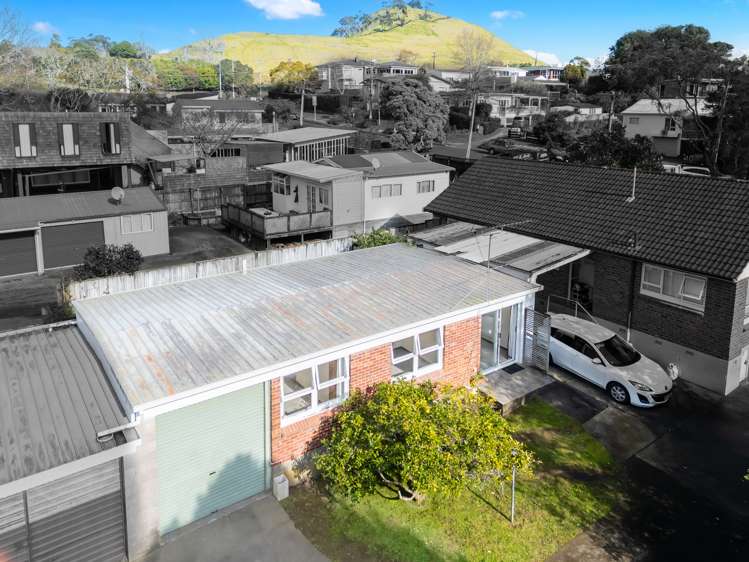 2/25 Woodward Avenue Mangere Bridge_17