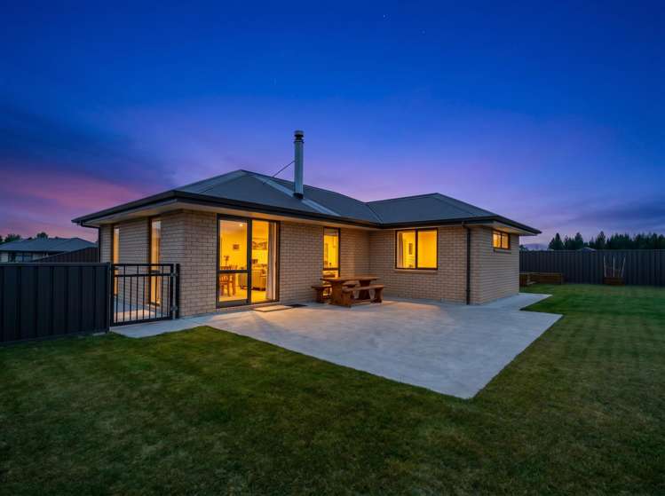 17 Glenfield Avenue Twizel_35