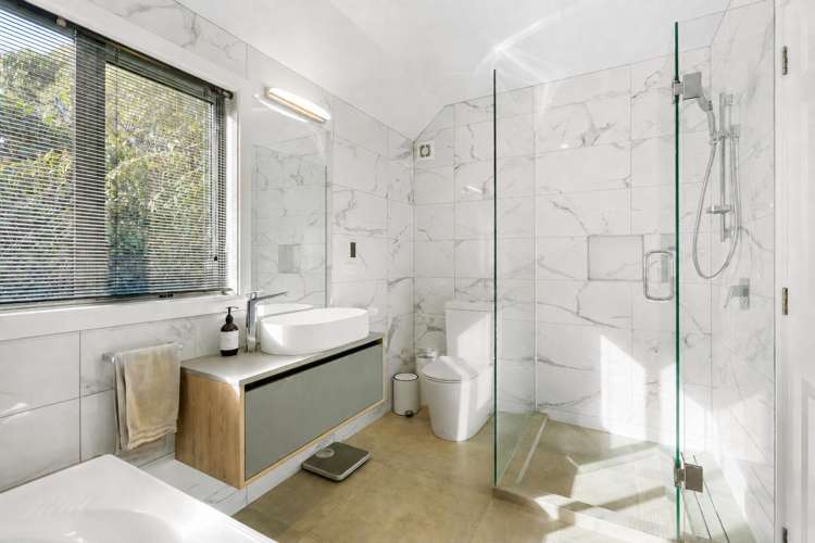44 Shandon Road Vauxhall_10