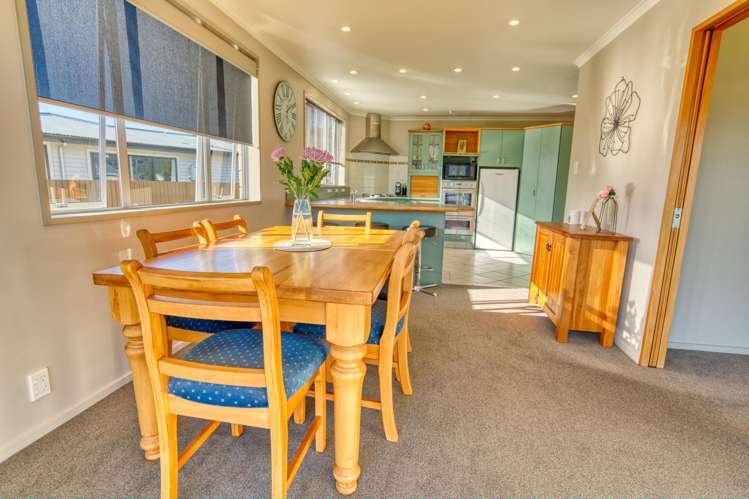 34 Ogilvie Road Gladstone_10