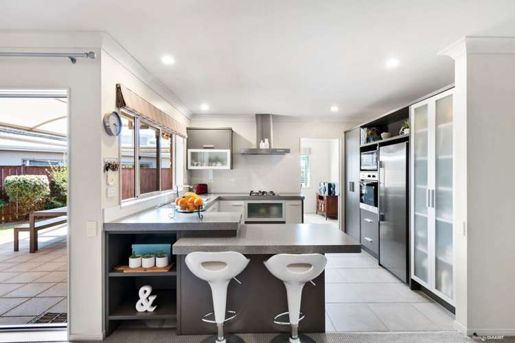 22 Aberdeen Crescent Wattle Downs_9