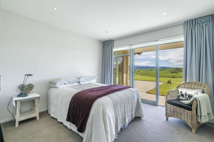 919 Miller Road Clinton and Surrounds_11