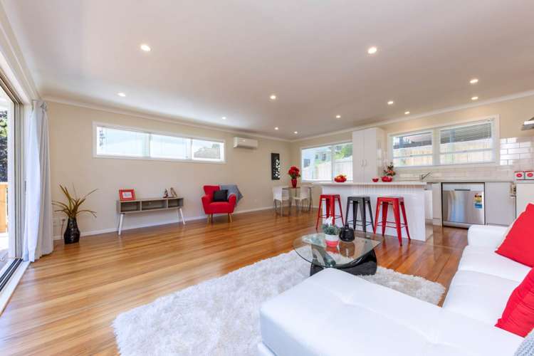 22 Awarangi Rise Oratia_6