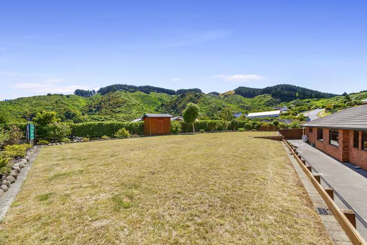 1 Grace Nicholls Grove Riverstone Terraces_24