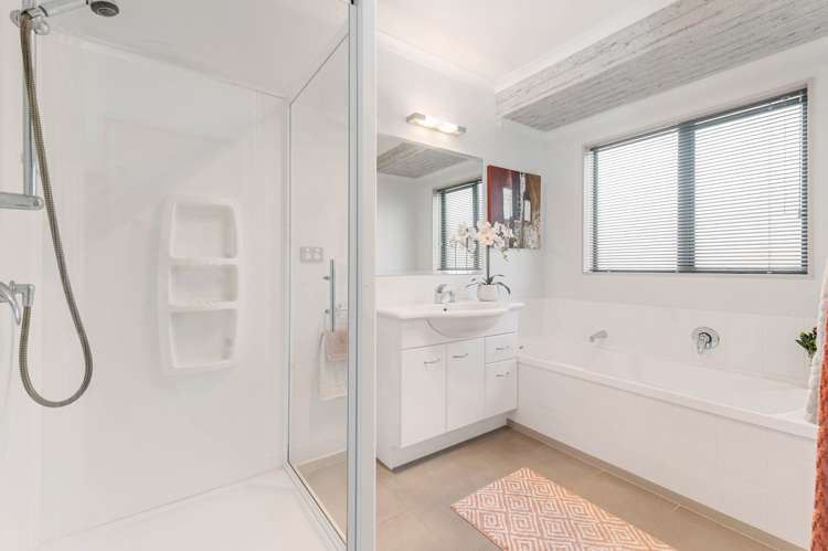 17 Great West Road Westbrook_18