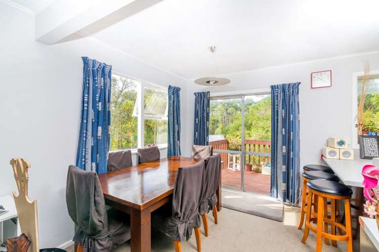 158 Godley Road Titirangi_7