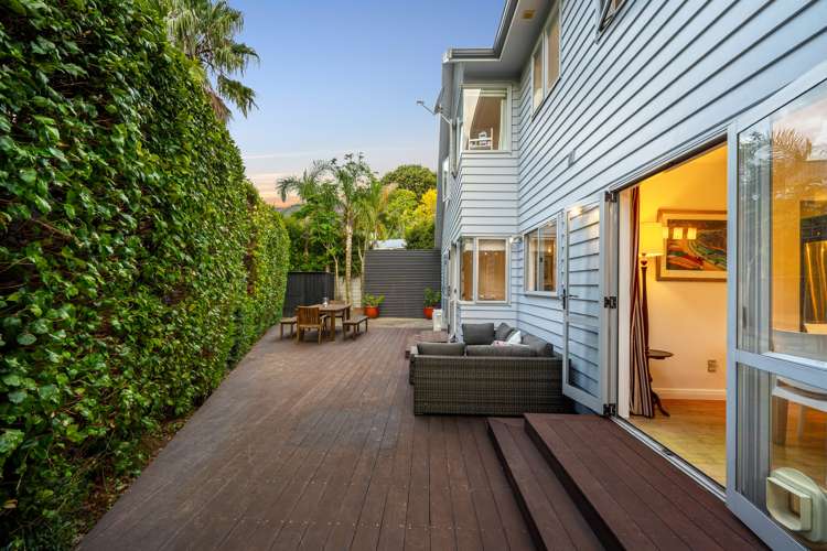 2/7 Phillip Parade Forrest Hill_5