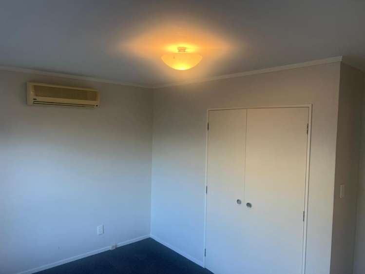 72 Vodanovich Road Te Atatu South_16