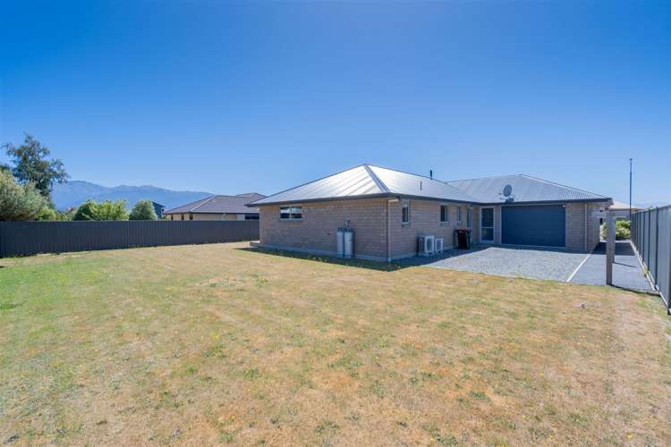 16 Cunaris Way Te Anau_22