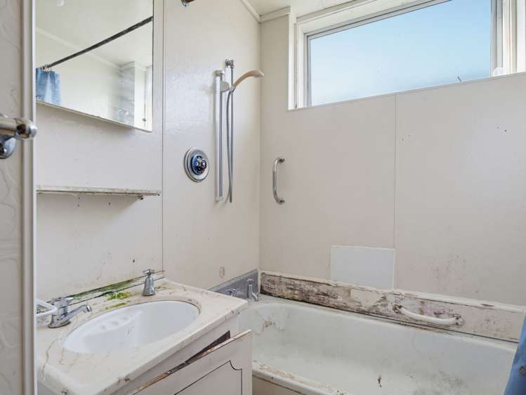 19 Papakowhai Court West End_2