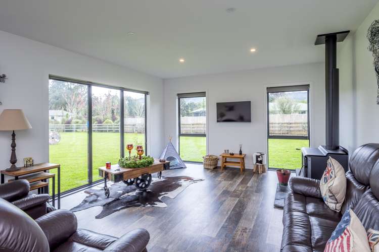 12 Wakefield Road Levin_5