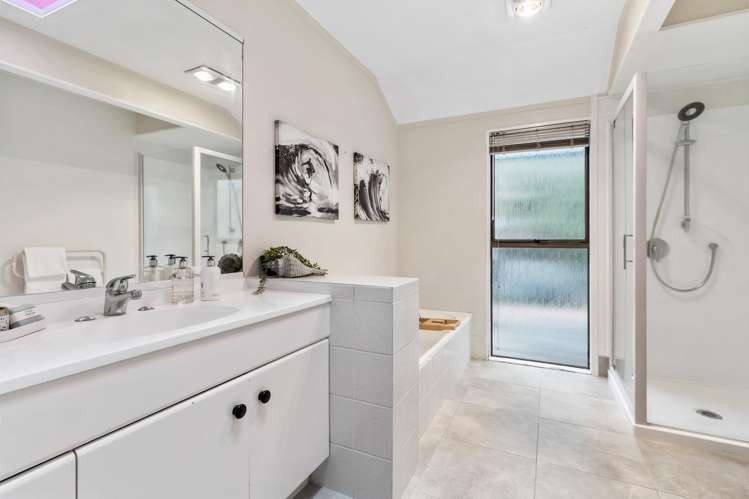 13 Wisteria Way Mairangi Bay_21