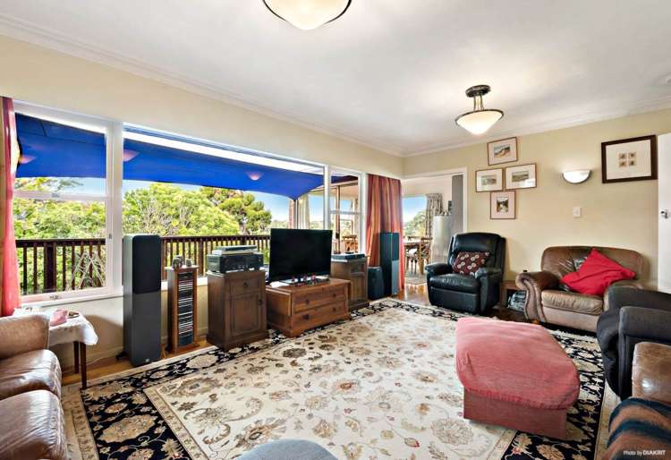 11 Onewa Road Northcote_2