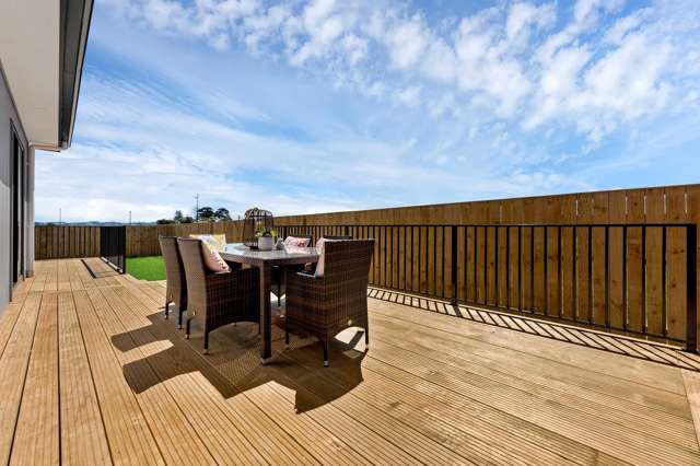 27 Korowhiti Road Clarks Beach_3