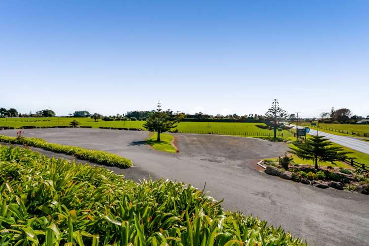 56 Mountain Road Sentry Hill_26