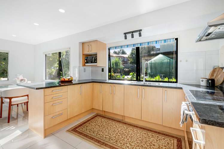 2/7 View Road Glenfield_7