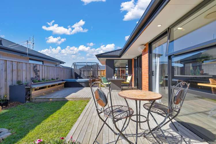 63 Quinn Crescent Woodend_12