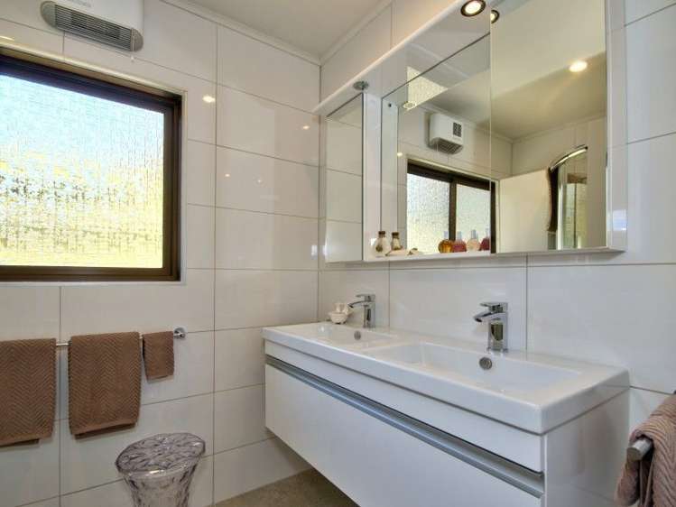 5 York Street Queenstown_18