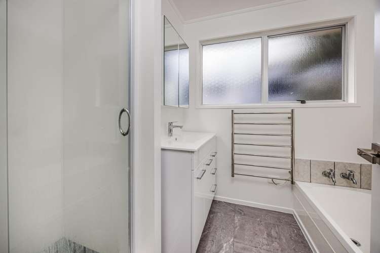 73 Hyperion Drive Randwick Park_10