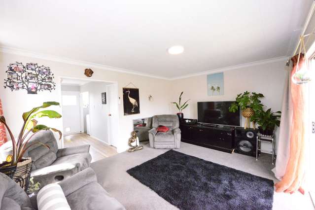 1/30 Bassett Street Burwood_1