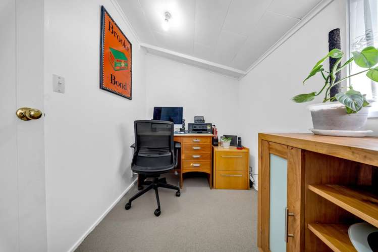 4 Gibson Place Mellons Bay_20