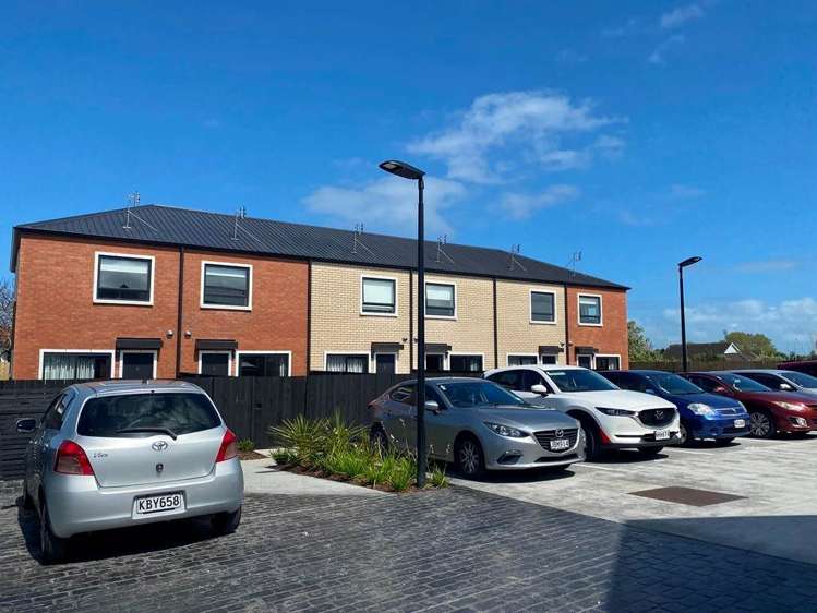 44/137 Hall Avenue Favona_13