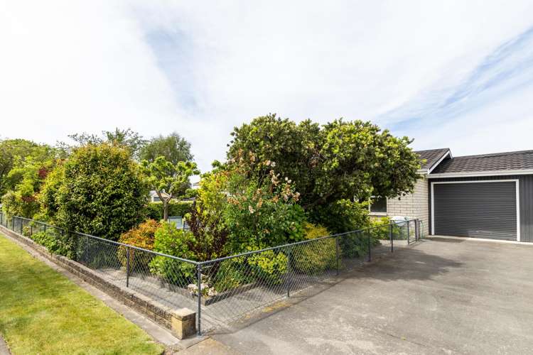 701 Queen Street East Parkvale_13