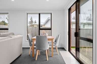 2/3 Helena Road_2