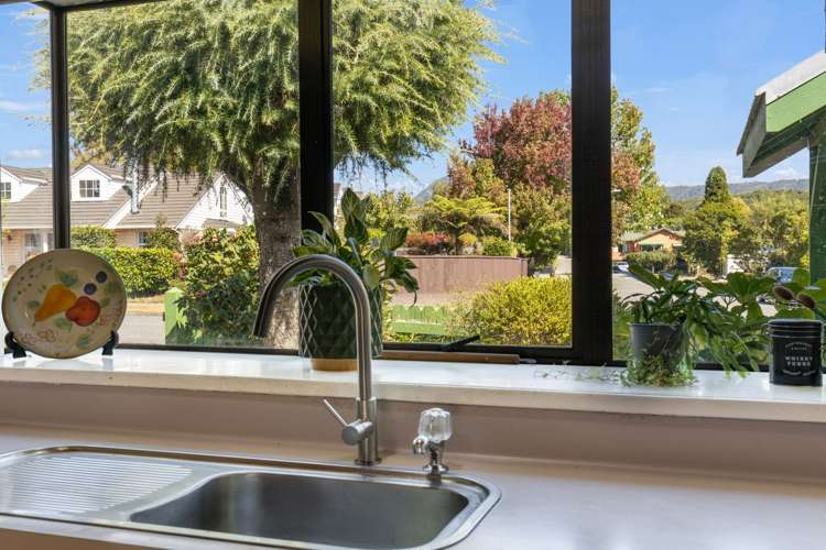 17 Huia Street Waikawa_15