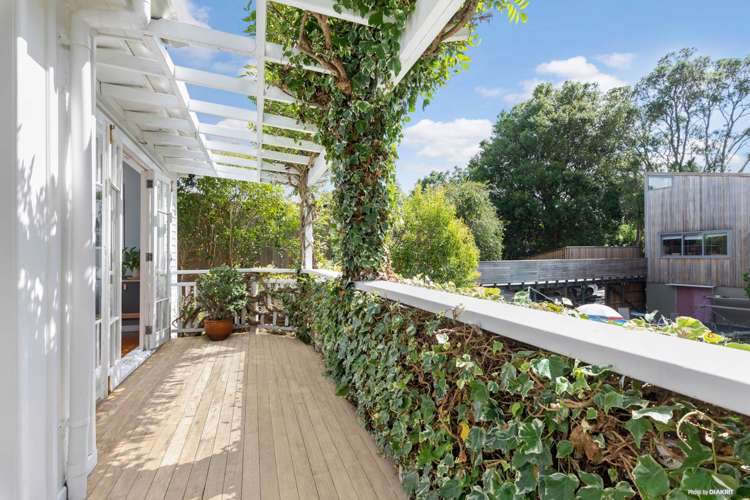 12 Handley Avenue Narrow Neck_7