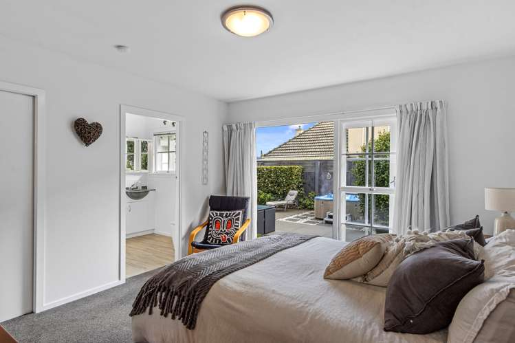 17a Dinton Street Russley_9