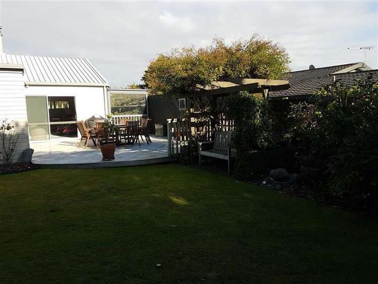 13 Fleetwood Grove Waikanae_18