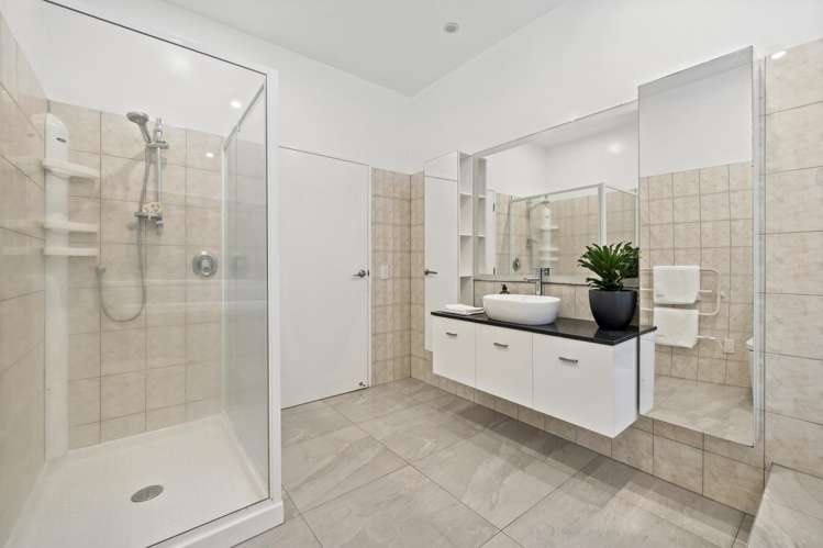 9 Inverell Way Seatoun_19
