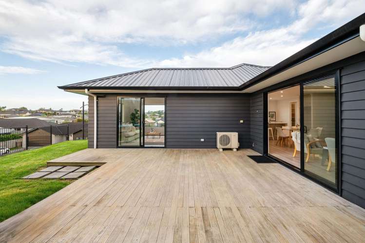 24 Drower Glen Flagstaff_16