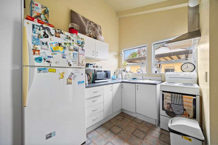 56 Molesworth Place Mangere_22