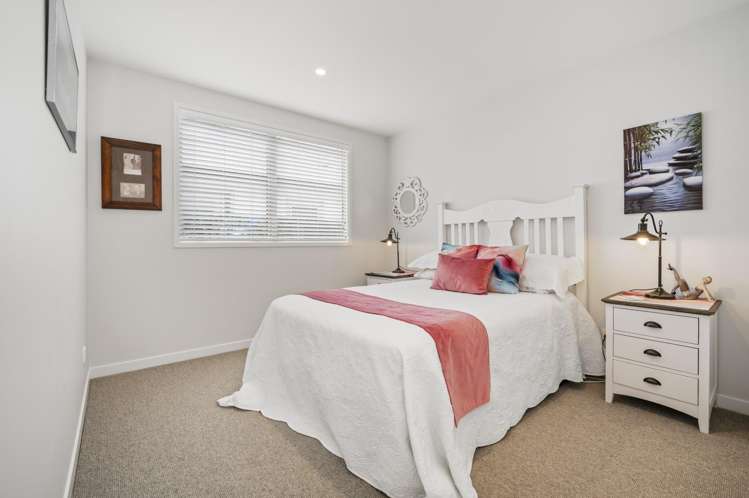 37 St Pauls Drive Brookfield_7