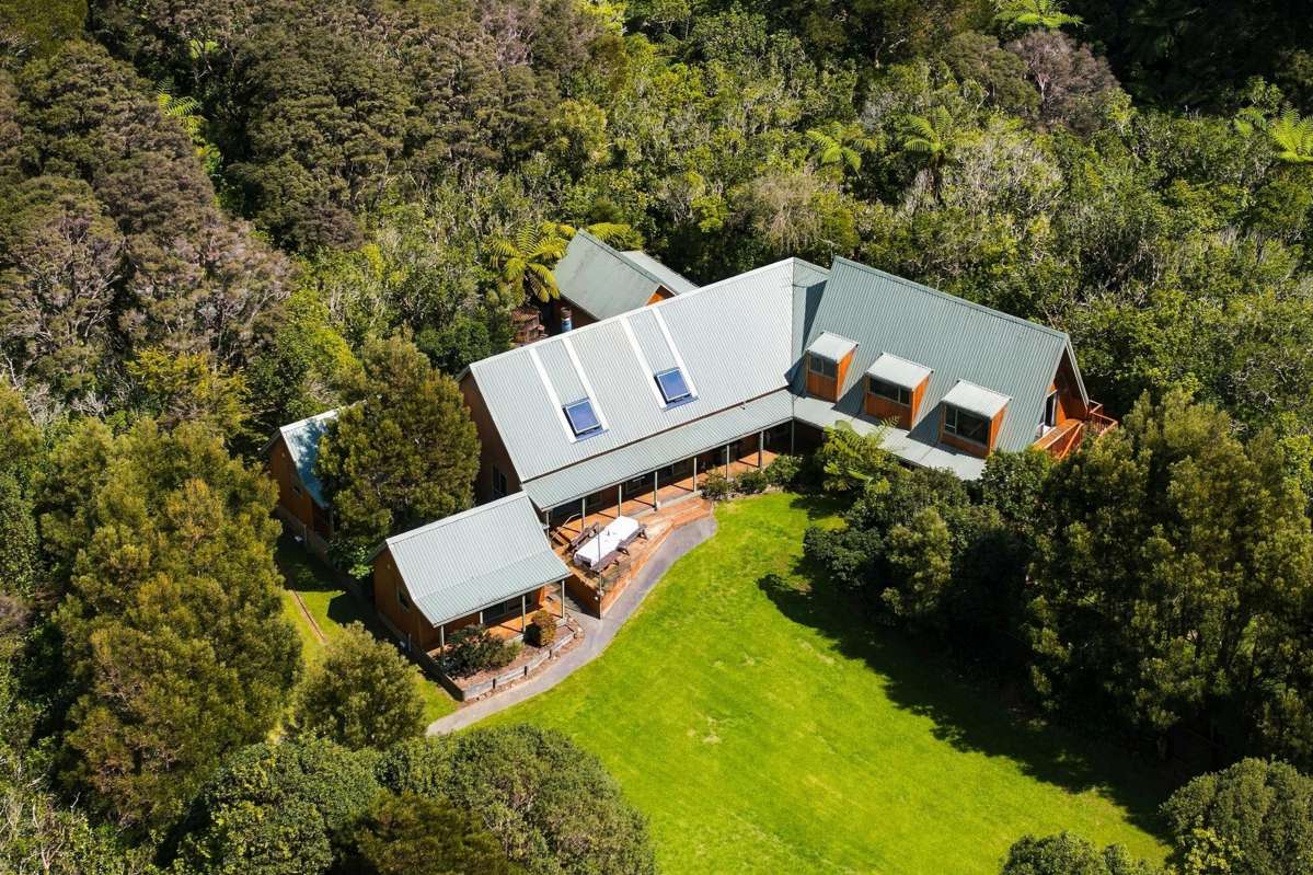 240 Maraetai Bay_0