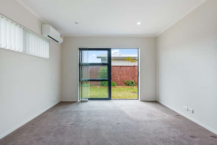 10 Andalusian Way Karaka_11