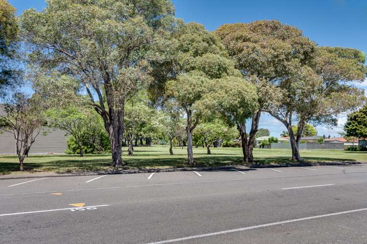 2/55 Flanders Avenue Onekawa_18