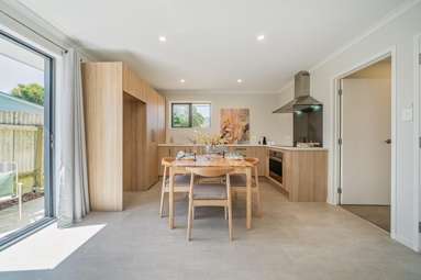 54A Compton Crescent_1