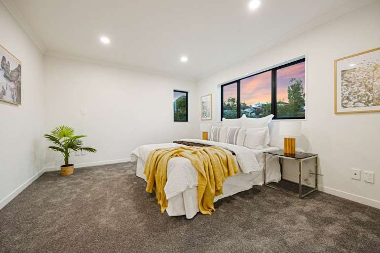 70 Tiverton Road New Windsor_9