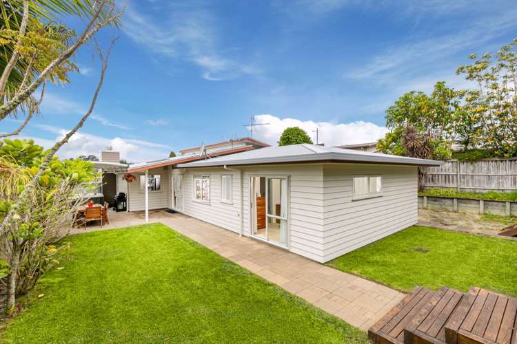 44 William Gamble Drive Greenhithe_13