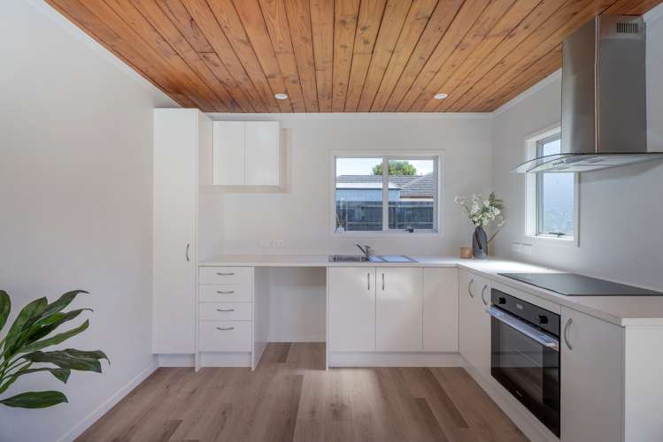 308 Cook Drive Whitianga_14