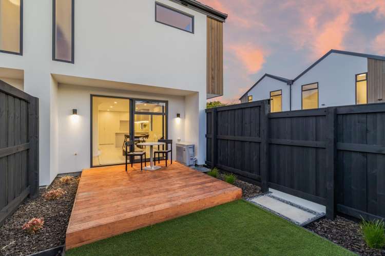 3/232 Geraldine Street Edgeware_15