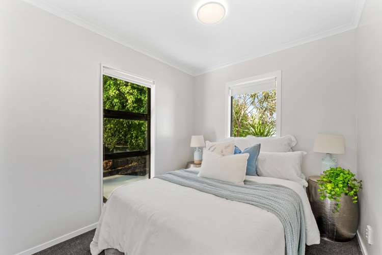 239 Vipond Road Stanmore Bay_12