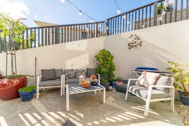 2/8 Braemar Place Marchwiel_4