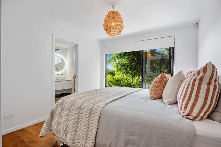 57 Hill Road Palm Beach_12