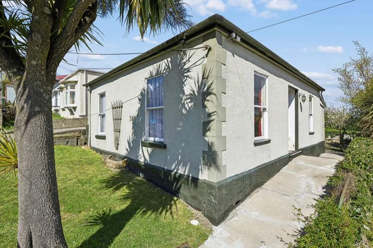 38 Blacks Road North East Valley_9