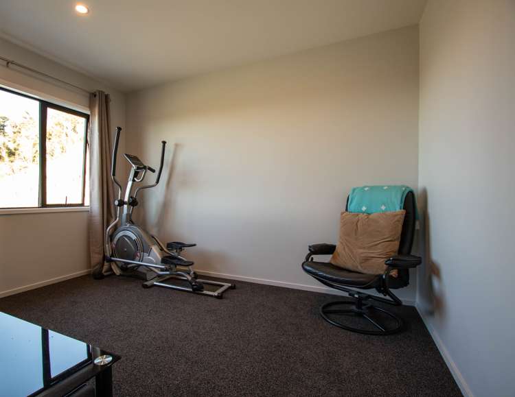 10 Little Paddock Hokitika_21